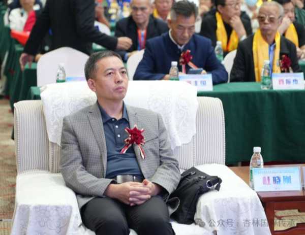 杜小刚.jpg